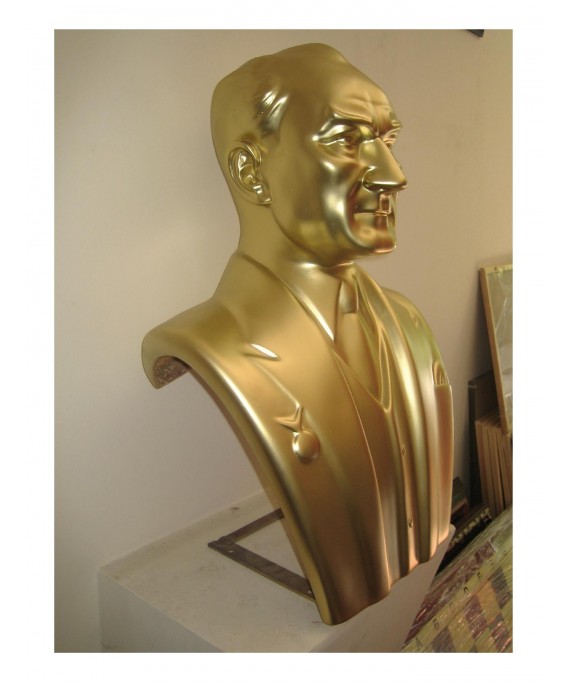 Atatürk Büstü 70 cm Kravatlı