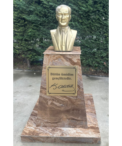 Atatürk Büstü Vecize Yazı Pirinç Kaplama 40x40 cm